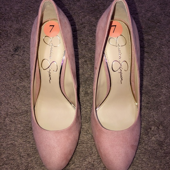 Jessica Simpson Merton Pump - Picture 2 of 3